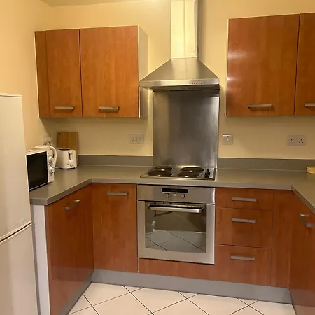 1 Bed Very Near To Mailbox And Broad Street And New Street Station * Birmingham